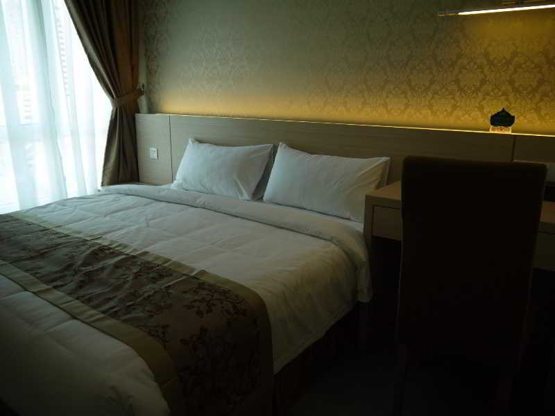 Midcity Hotel Melaka Экстерьер фото